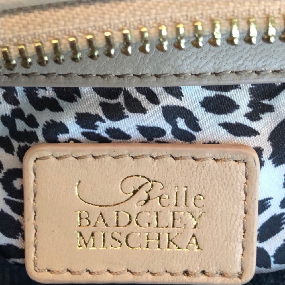 Belle Badgley Mischka tan leather crossbody purse - Picture 6 of 9
